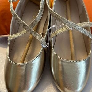 NWT Girls gold ballet flats w/embellished ankle strap